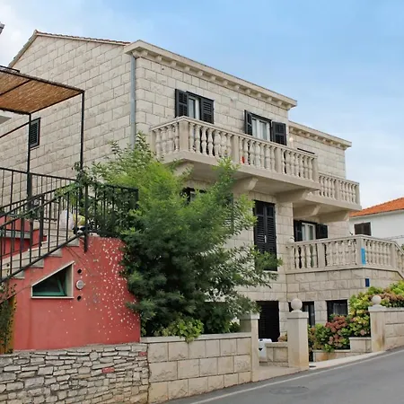 With Parking Space Supetar, Brac - 5676 Apartment Supetar