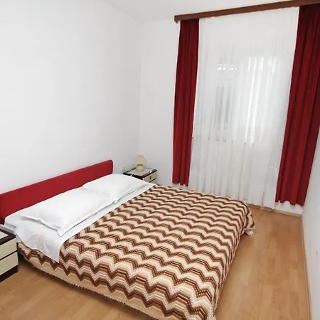 Apartment With Parking Space Supetar, Brac - 5676 *